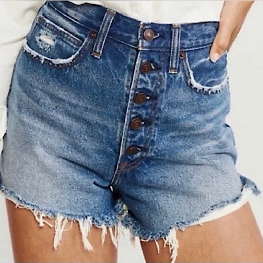 Abercrombie & Fitch Exposed Button Fly Denim Shorts 26